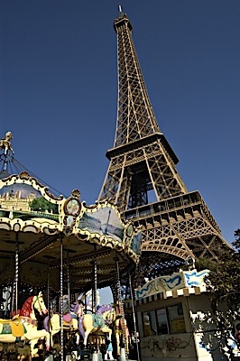 eiffel_tower_carousel