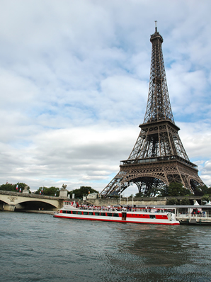 eiffel bateux mouches