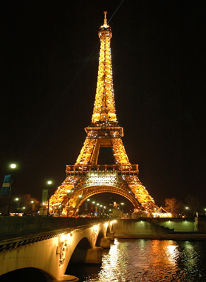eiffel tower night